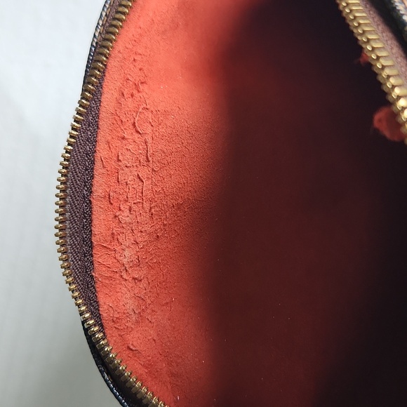 Louis Vuttion Damier Ebene Ipanima Bag - Picture 8 of 10